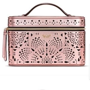 ❤NWT Victorias Secret makeup case❤